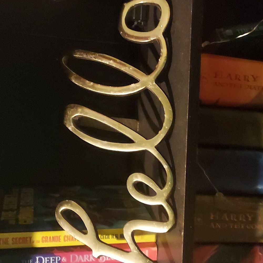 A home decor sign that says hello